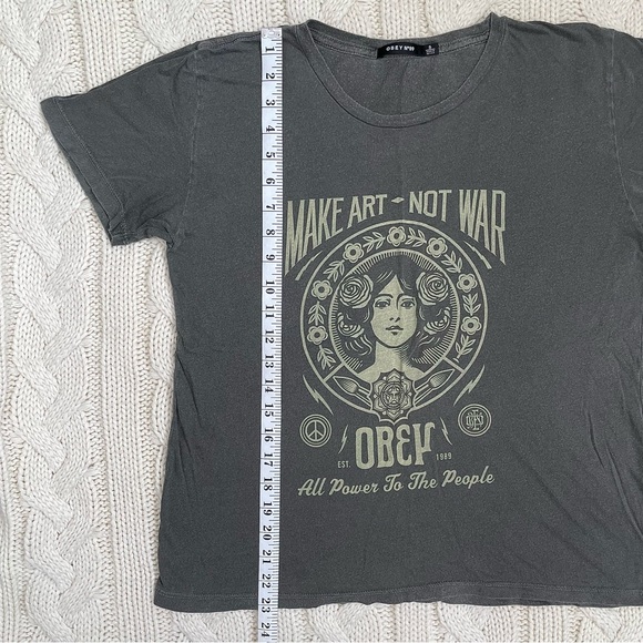Obey Make Art Not War Graphic T-Shirt - Picture 4 of 6